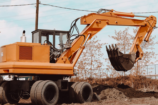 construction machinery parts, heavy equipment components, excavator arm machining, bulldozer undercarriage parts, CNC machining for earthmoving equipment, China heavy machinery manufacturing