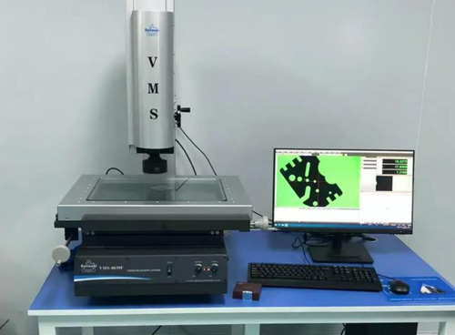 precision machining, CNC machining service, medical device components, aerospace parts manufacturer, automotive precision parts, custom metal parts, Swiss machining, tight tolerance machining, overseas machining factory, China CNC manufacturer