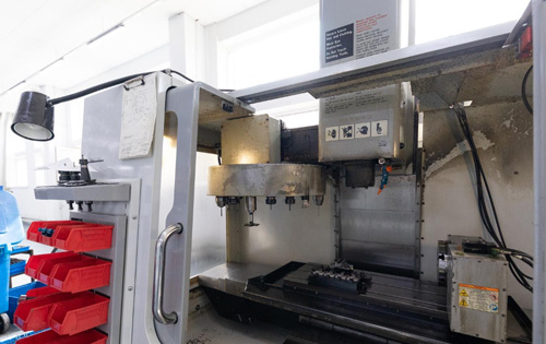 precision machining, CNC machining service, medical device components, aerospace parts manufacturer, automotive precision parts, custom metal parts, Swiss machining, tight tolerance machining, overseas machining factory, China CNC manufacturer